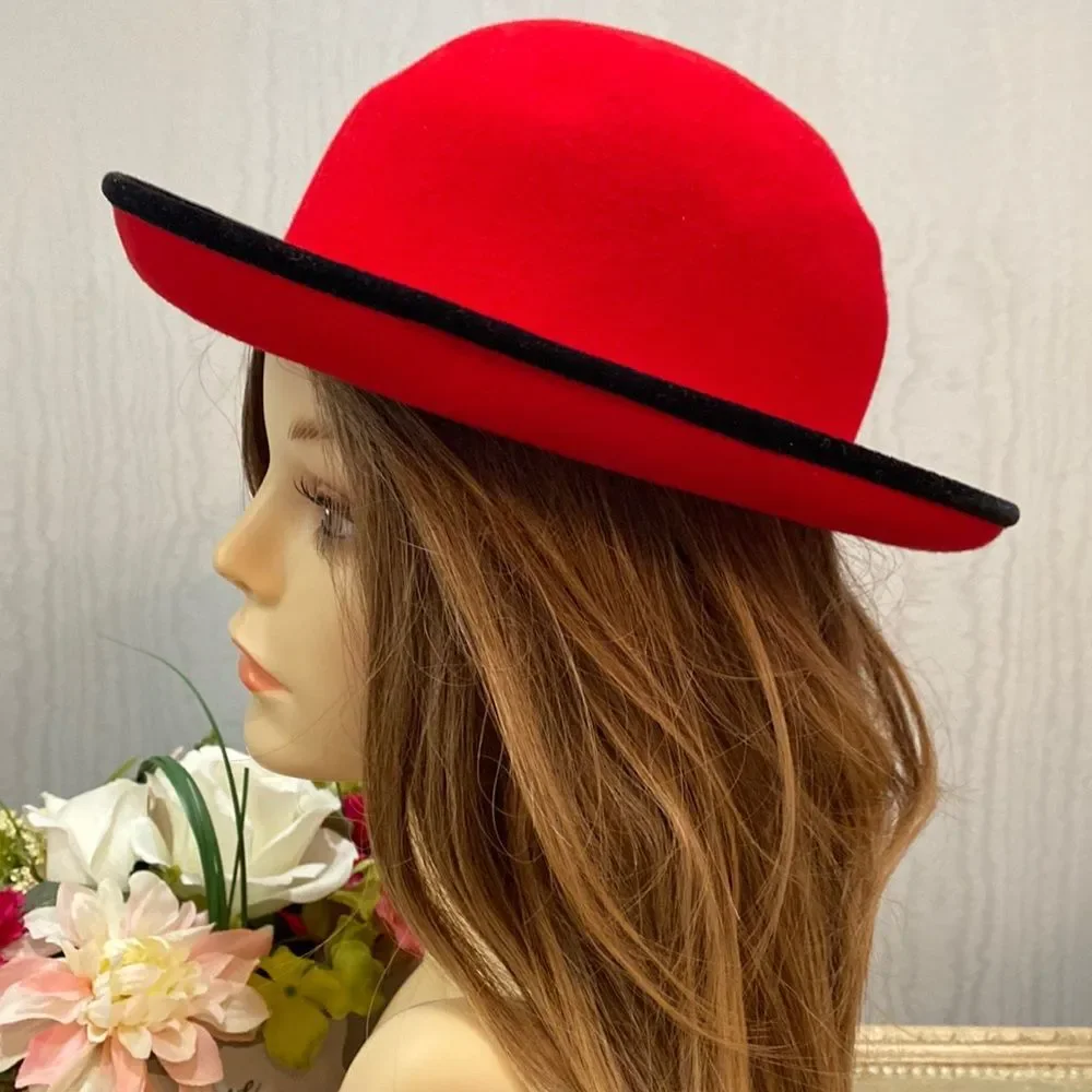 Vintage Street Smart by Betmar 100% Wool Red with Black Rim Christmas Valentines - Picture 3 of 14